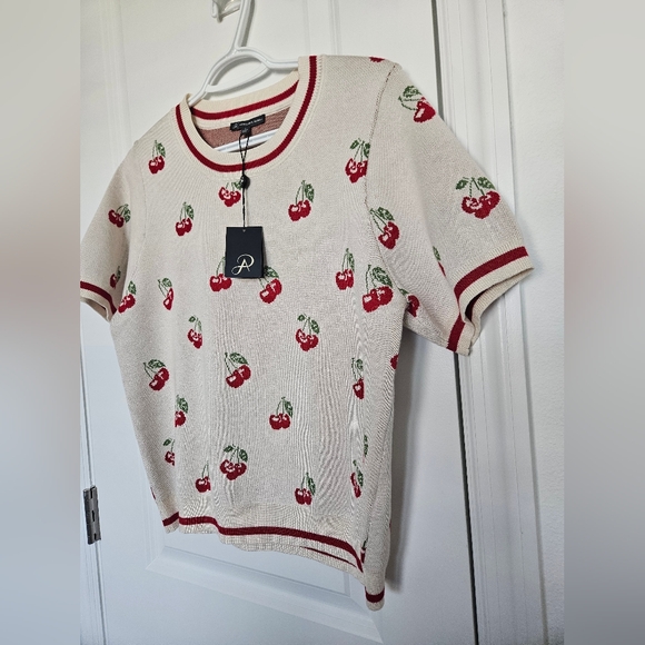 NWT Adrianna Papell Sweater Top Short Sleeve Size L Cherries Print Cream/Red - Picture 3 of 9
